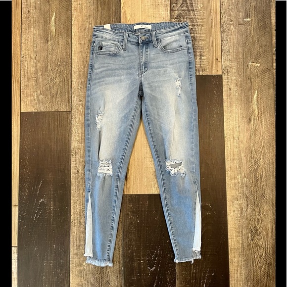 KanCan Denim - Kancan Cropped Distressed & Frayed Jeans Size 26/5
